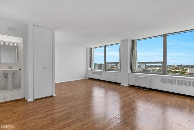 Photo - 1355 N Sandburg Terrace Unit 2005