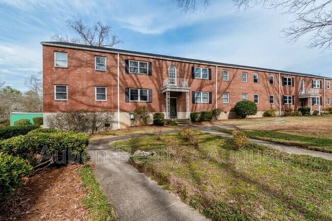 501 Milledge Rd Unit 13-A