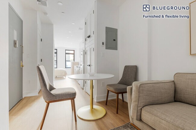 307 W 39th St Unit SI FL2-ID2117