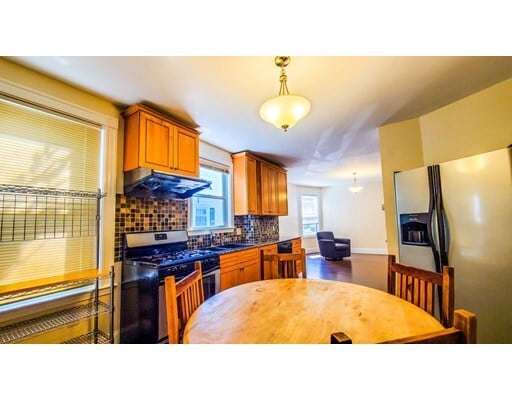 Building Photo - 7 Alcott St Unit 1