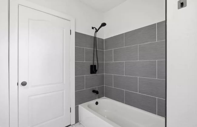 Photo - 8951 La Salle Blvd