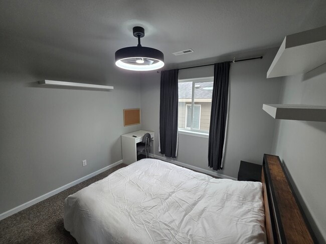 Photo - 10721 NE 109th St