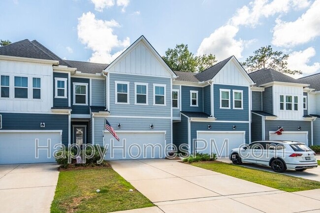 3049 Emma Ln