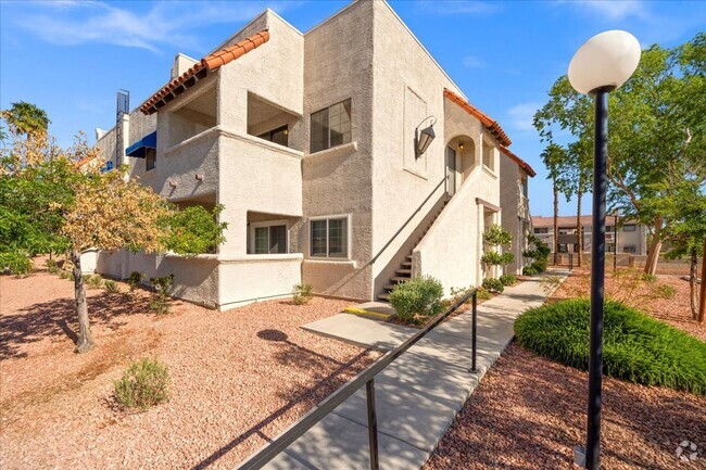 Building Photo - 2 bd, 2 bth Condo Ideal Summerlin location