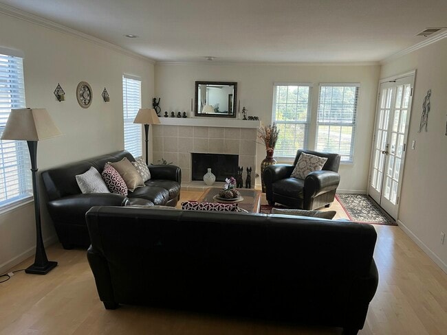 Photo - 66 Heritage Dr