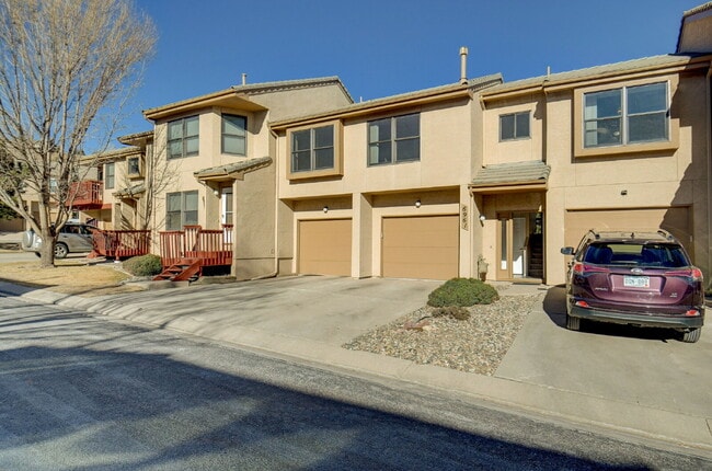 Updated 2-Bed Townhome in Ptarmigan Valley... - Updated 2-Bed Townhome in Ptarmigan Valley...