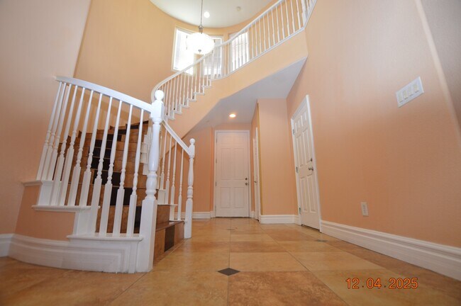 Photo - 638 Harvester Course Dr