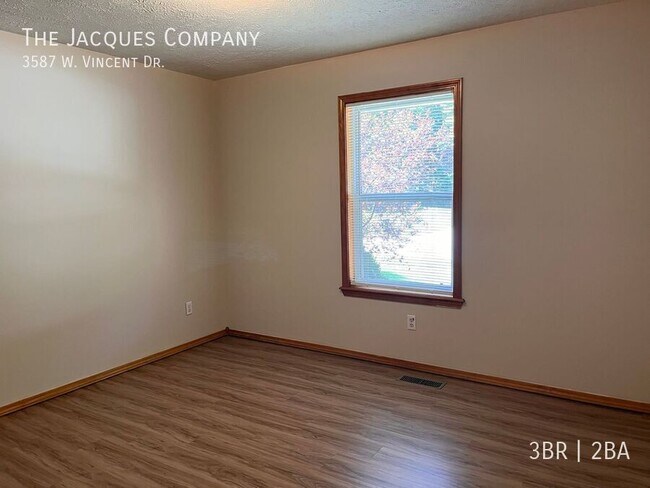 Photo - 3587 W Vincent Dr