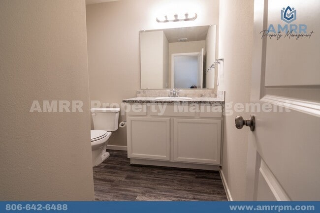 Building Photo - 2127 N Texas Ave Unit Cypress - 2127 N Texas Ave  B