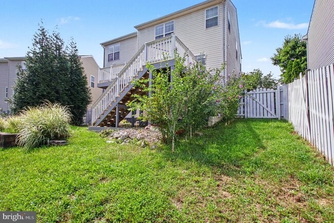 Photo - 91 Chaps Ln