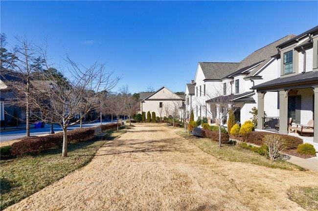 Photo - 261 Chastain Park Dr NE