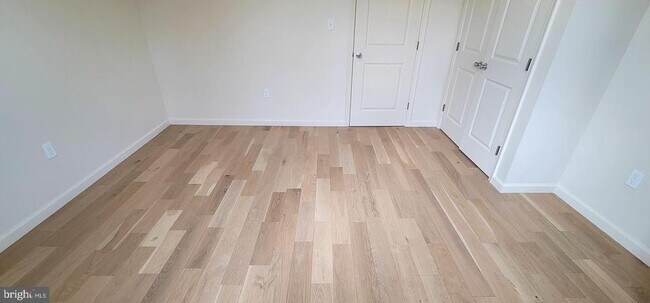 Photo - 1219 W Silver St Unidad 2ND FLOOR