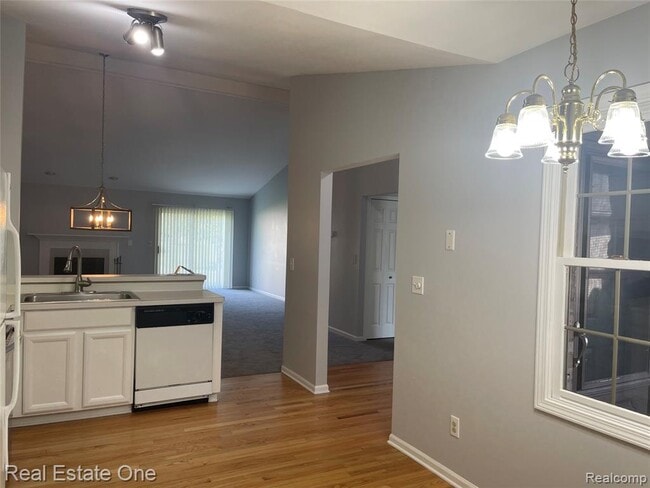 Photo - 2519 Westmont Cir Unidad 4