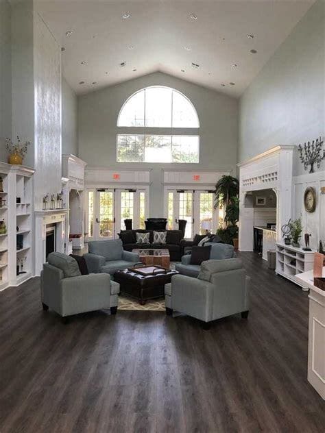 clubhouse - 2801 Chancellorsville Dr Unit 725