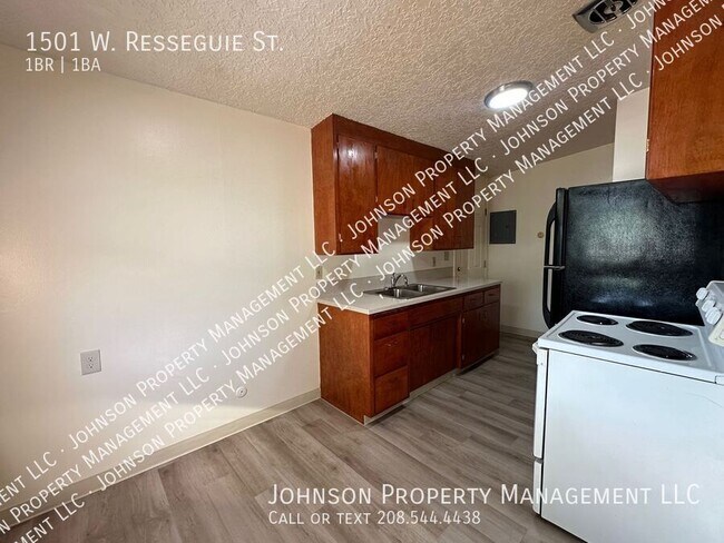 Photo - 1501 W Resseguie St