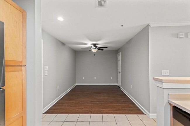 Photo - 1st Floor Condo in Bellingham Park Available now!