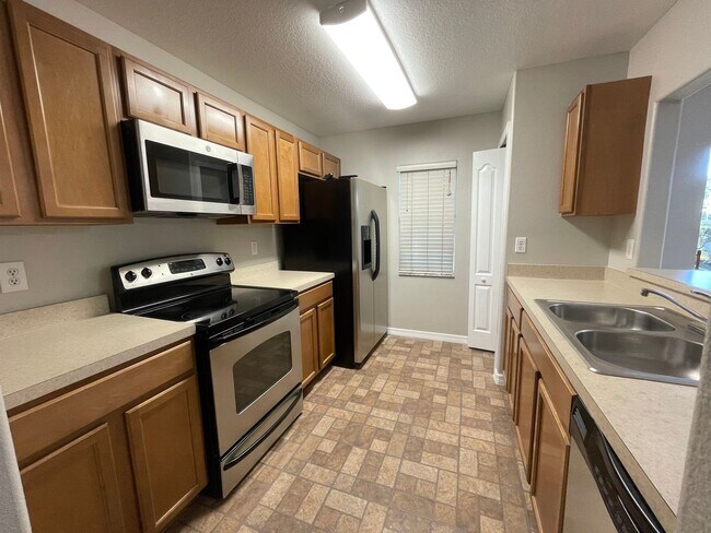 Photo - Beautiful End-Unit Townhome in Gated Eilan...