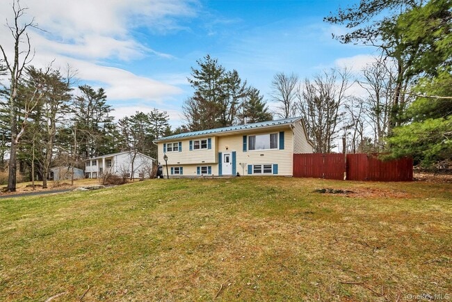 Photo - 10 Hanover Dr