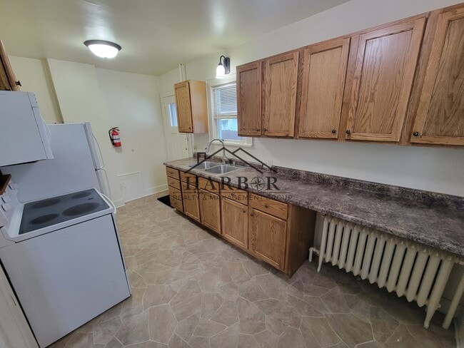 Photo - 907 8th St SE Unit 907.5