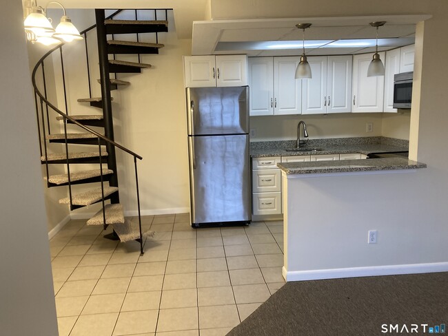 Photo - 330 Short Beach Rd Unidad APT G10