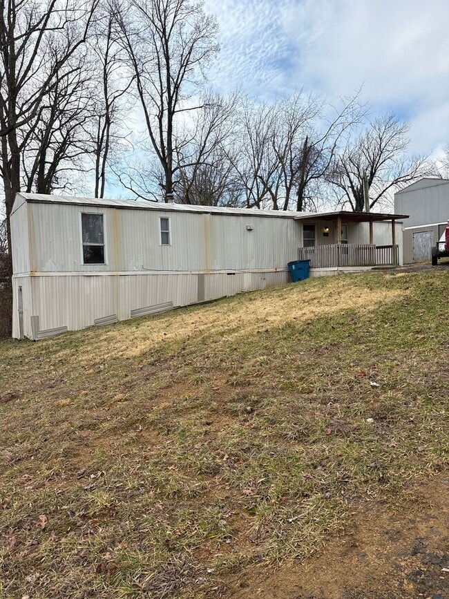 Photo - 2 Bedroom 1 Bath Mobile Home