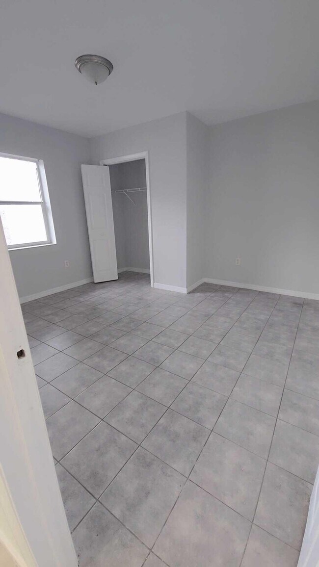 Photo - 621 NW 5th Ave Unit 4