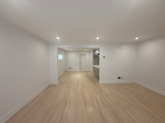 Photo - 9304 S Justine St