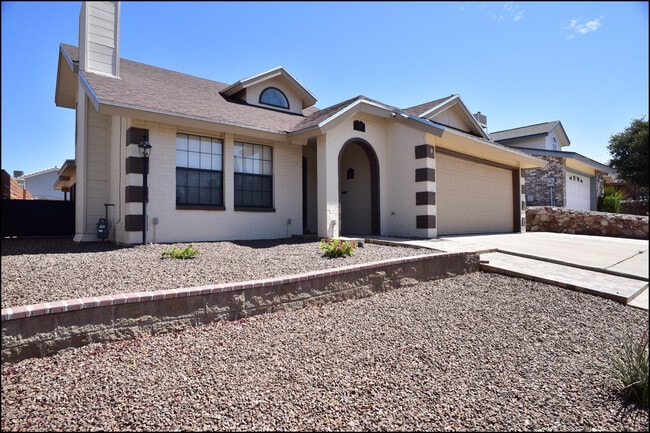 Photo - 7229 Canyon Run Dr