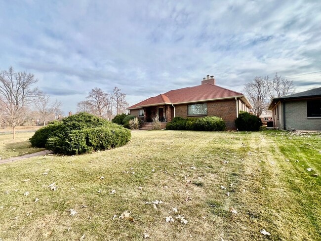 Building Photo - Beautiful shared home in Park Hill Unit 2580 N Monaco 1