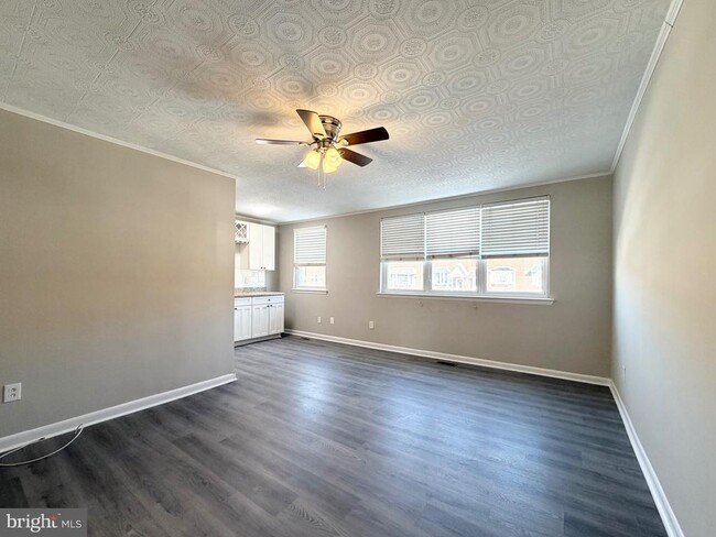 Photo - 3746 Genesee Dr