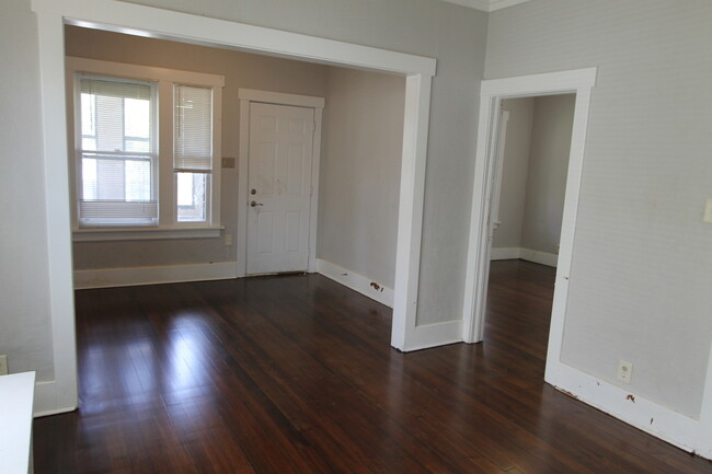 Cozy 2+ Bedroom Home in South Omaha! Pet F... - Cozy 2+ Bedroom Home in South Omaha! Pet F...