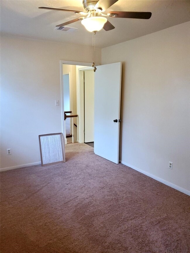 Photo - 204 Banyan Dr