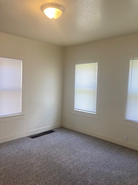 Photo - 627 Fairholm Ave