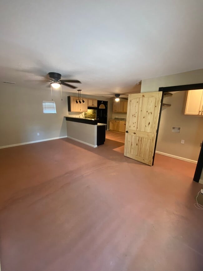 Photo - 3540 N Foster Dr