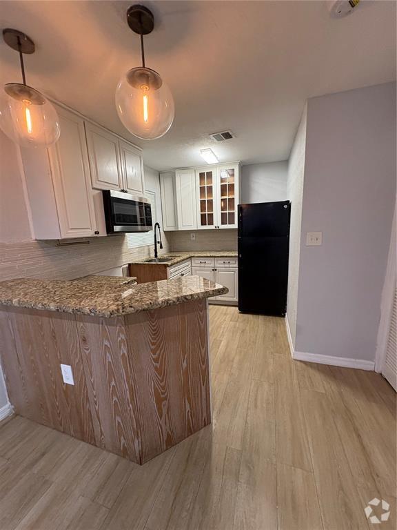 Building Photo - 1134 NW 6th Ave Unit 2 Rental