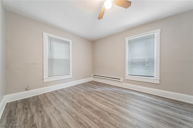 Building Photo - 2036 Lark St