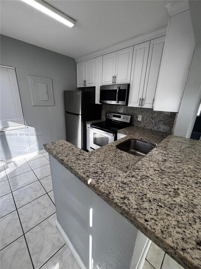 Photo - 3753 SW 26th Terrace