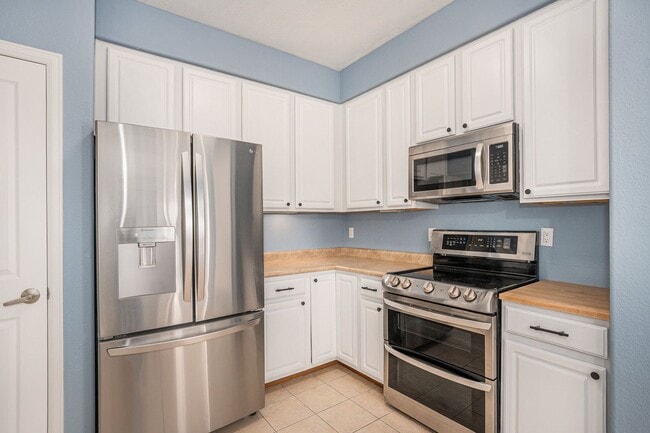 Photo - Available NOW!  2 Bedroom 2 Bath Beautiful Townhome