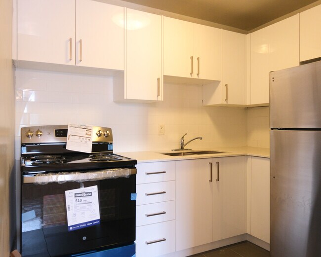 Photo - Cedar Hill Apartments