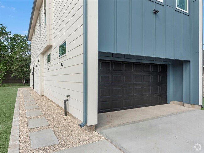 Building Photo - 1130 Miller Rd Rental