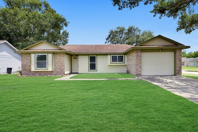 Building Photo - 2502 Ewell Dr Rental