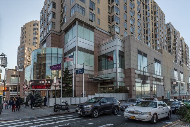 Photo - 40-28 College Point Blvd Condo Unit 1806