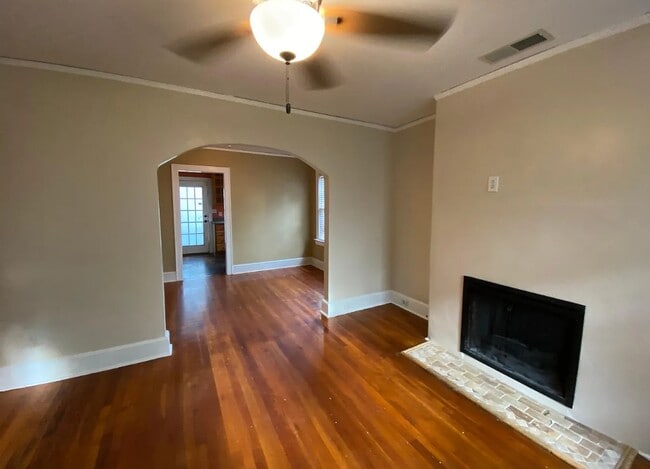 Photo - 3026 Church St