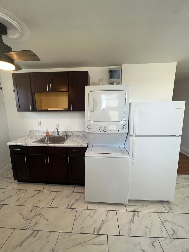 Photo - 5352 N Broad St Unidad 2nd Floor