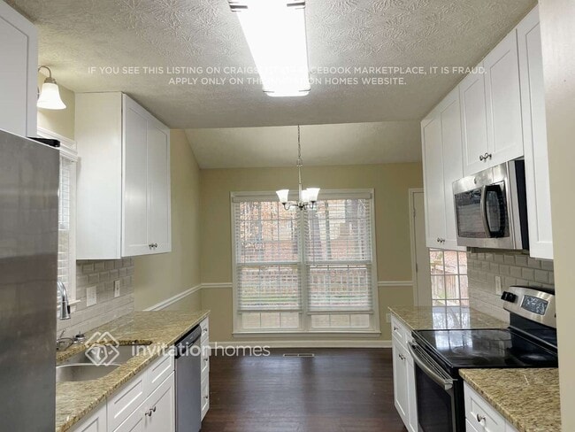 Photo - 655 Wedgewood Dr