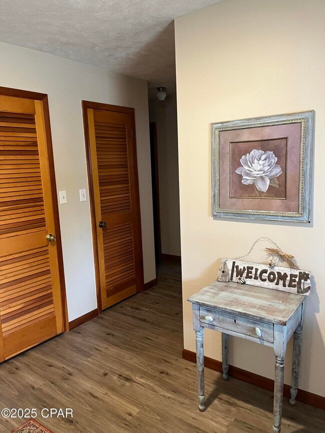 Photo - 214 San Gabriel St