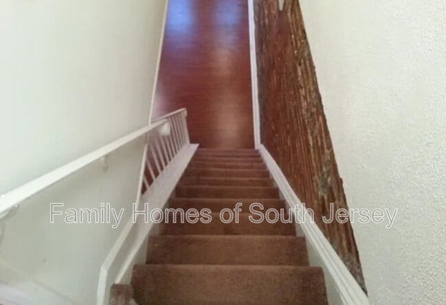 Photo - 810 N Church St