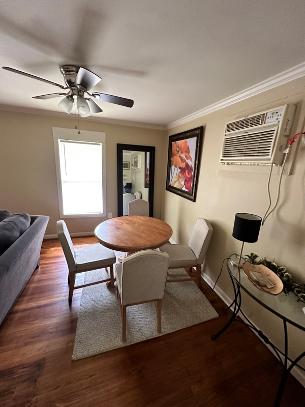 Photo - 270 Wildwood Ct