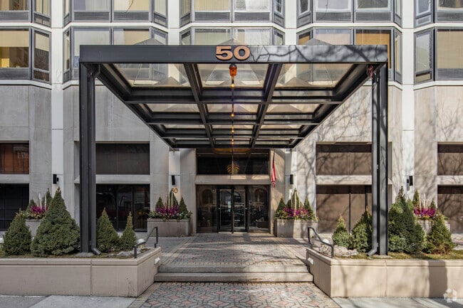 Photo - 50 E Bellevue Pl