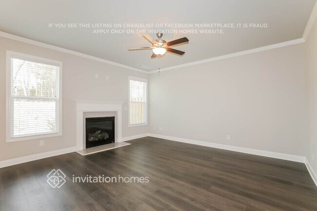 Photo - 1021 Grove Trail